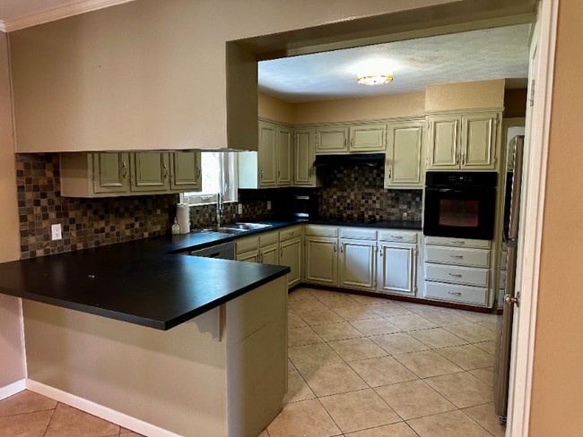 Building Photo - 8919 Whippoorwill Dr