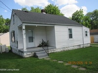 Building Photo - 2220 Parkwood Rd