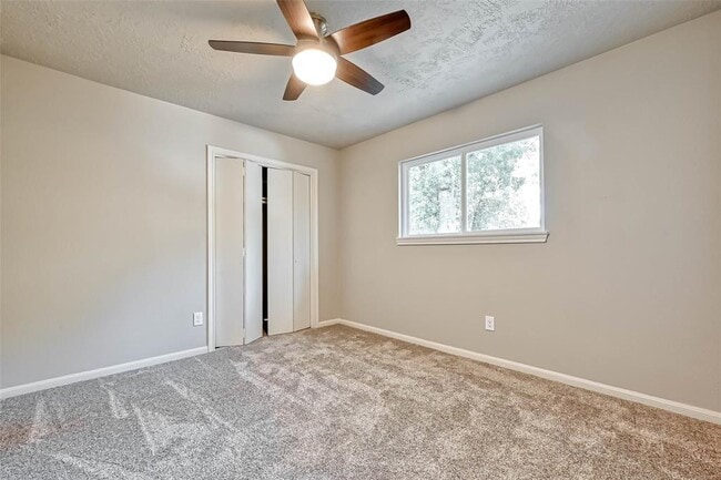 Building Photo - 3615 Highfalls Dr