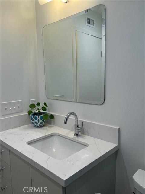 Building Photo - 43342 Callaway Ct