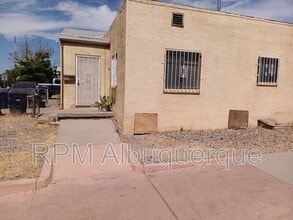 Building Photo - 409 Yale Blvd SE