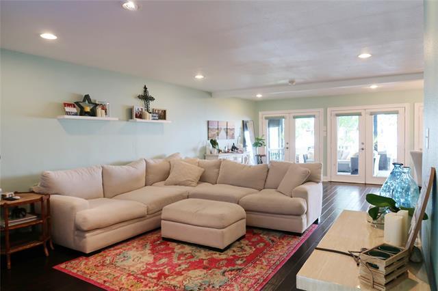 Building Photo - 3816 Mediterranean St