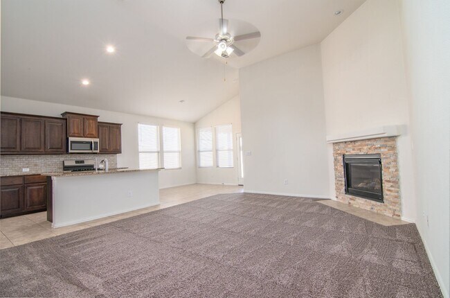 Building Photo - 2312 Sky View Rd