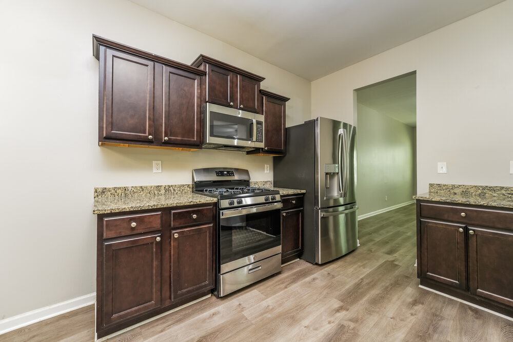 Building Photo - 3517 Mica Cir SE