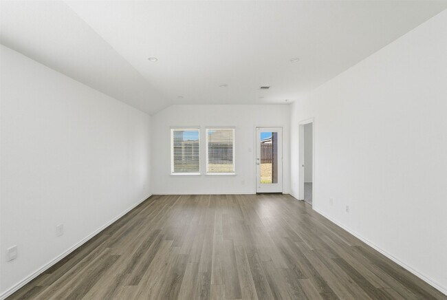 Building Photo - 5215 Mossdale Blf Ln