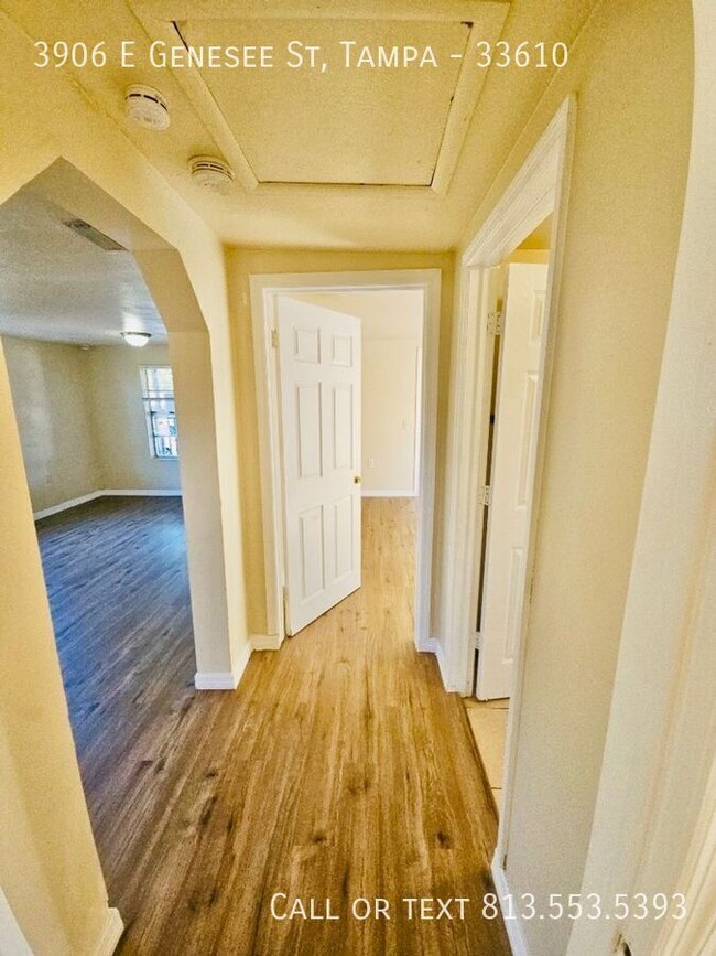 Building Photo - 3906 E Genesee St