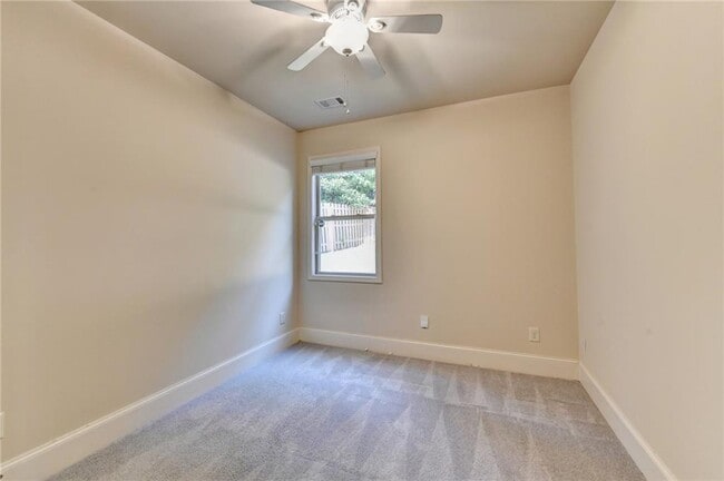 Building Photo - 1205 Apple Blossom Dr