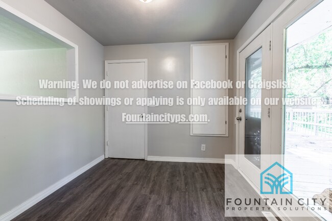 Building Photo - 1808 N Kiger Rd