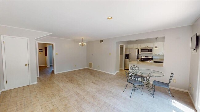 Building Photo - 212 Nack Ln