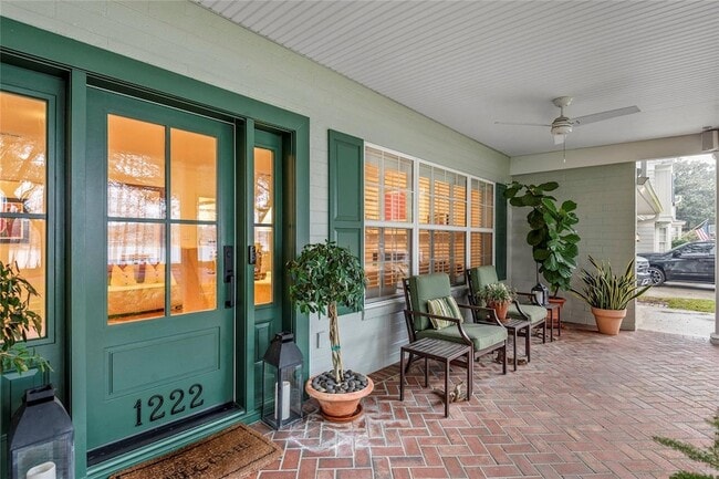 Building Photo - 1222 Lancaster Dr