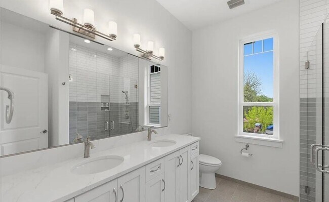 Building Photo - Spacious Custom Built Home in NW Corvallis