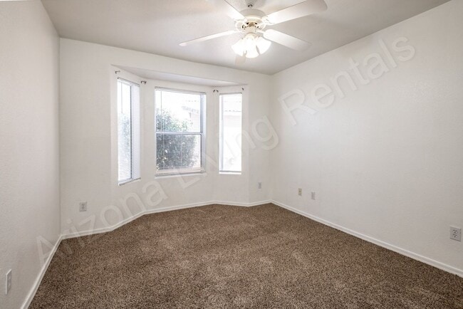 Building Photo - BEAUTIFUL CUL-DE-SAC HOME