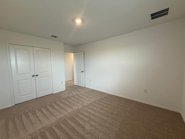 Building Photo - 203 Herald Dr