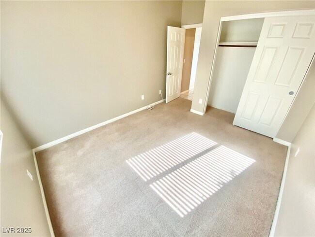 Building Photo - 81 Avenza Dr