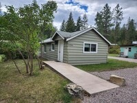 Building Photo - 2BDR/1BA Single-level Newly remodeled hous...