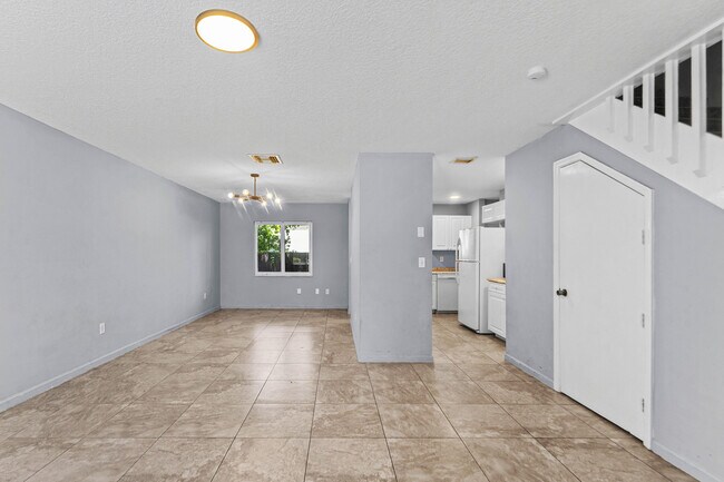Building Photo - 13789 Yarmouth Dr