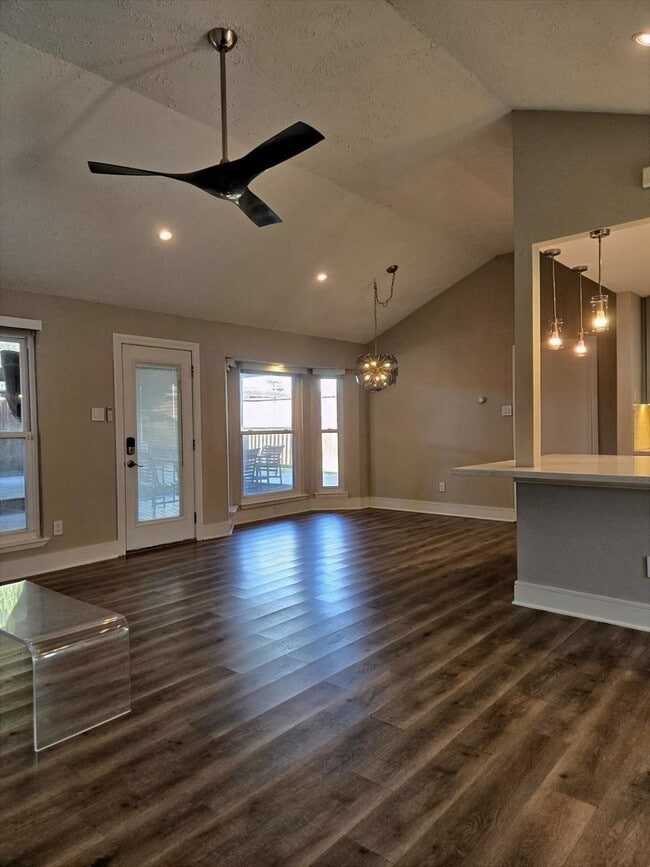 Building Photo - 7535 Stone Pine Ln