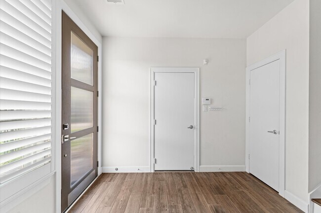 Building Photo - 312 Eado Park Cir