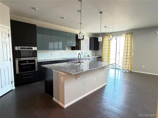 Building Photo - 15937 E Otero Cir