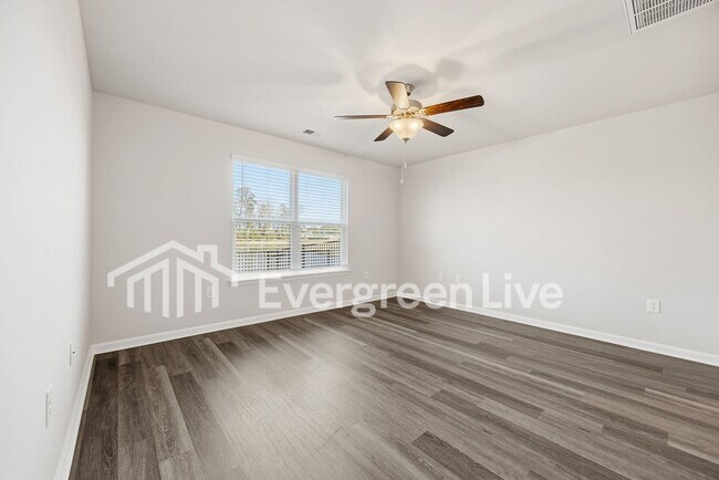 Building Photo - Coming Soon!