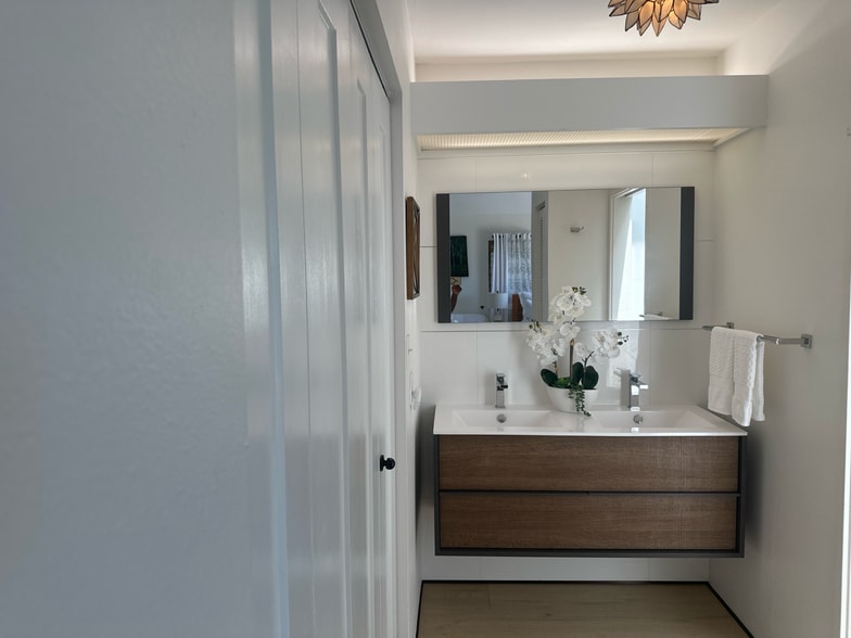 Building Photo - 310 Kipukai Pl