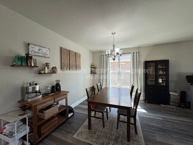 Building Photo - 5337 Parkside Dr
