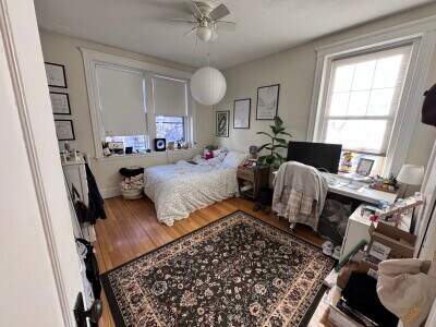 Building Photo - 10 Alton Ct