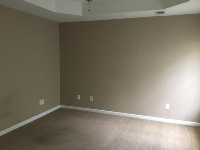 Building Photo - Private Back Yard - Walking Distance to Columbia Middle School & Grovetown High