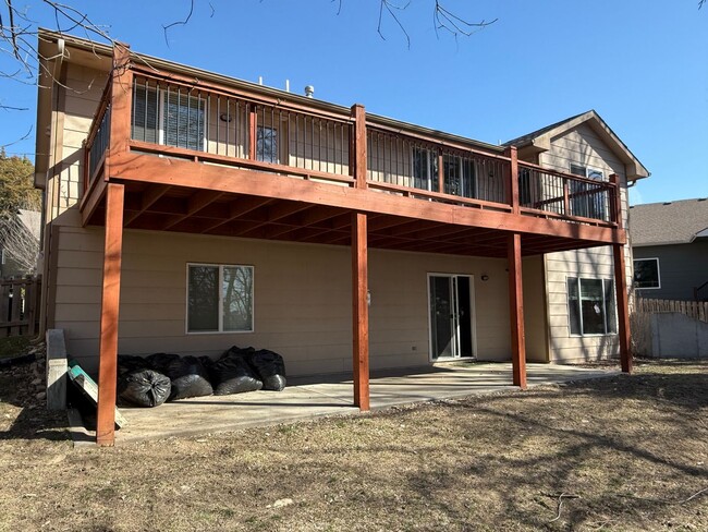 Building Photo - 5021 Shadow Ridge, Manhattan KS