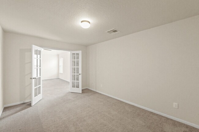 Building Photo - 16401 Olive Sparrow Dr