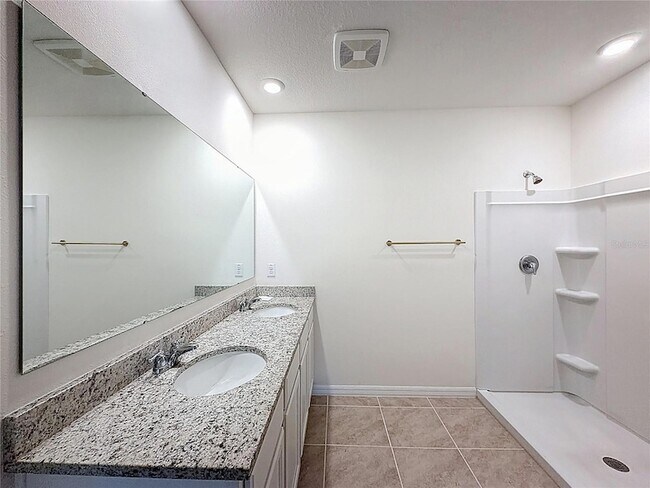 Building Photo - 3344 Mystic Pond Lp