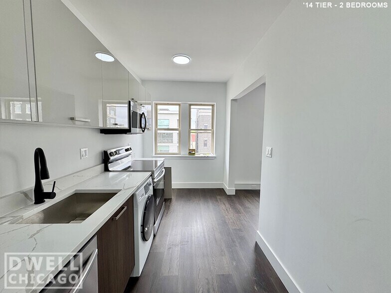 Building Photo - 5638 N Ashland Ave