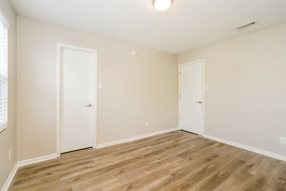 Building Photo - 1413 Broyles Dr