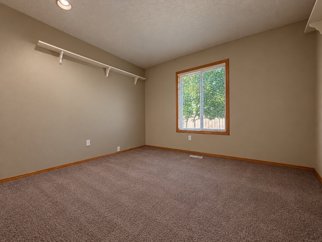 Building Photo - 17027 SW Lynnly Way