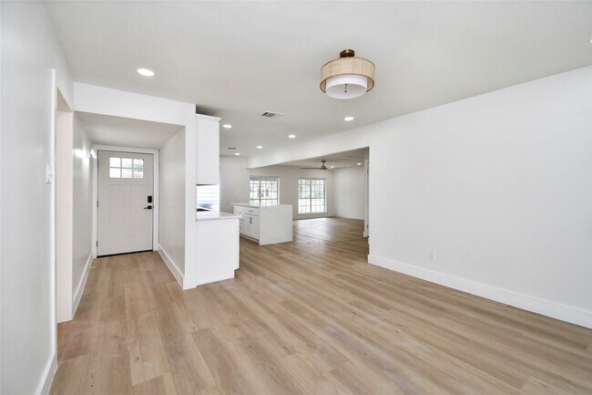 Building Photo - 7210 Lumber Jack Dr