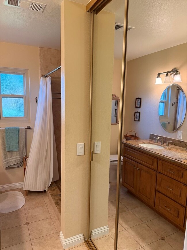 Building Photo - Fully furnished (short term) home in Camarillo's Premier Senior Community - Leisure Village