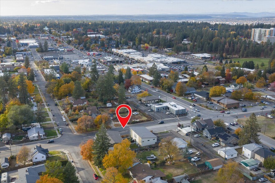 Building Photo - 3203 E 30th Ave