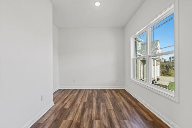 Building Photo - 929 Camden Ct
