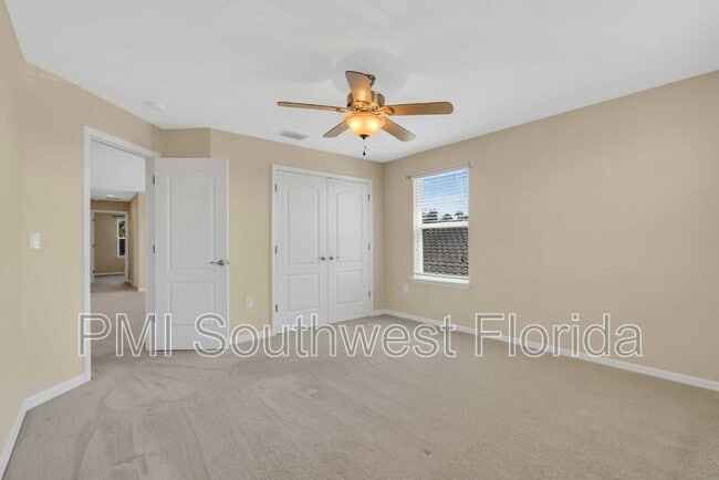 Building Photo - 2844 Esmeralda Dr