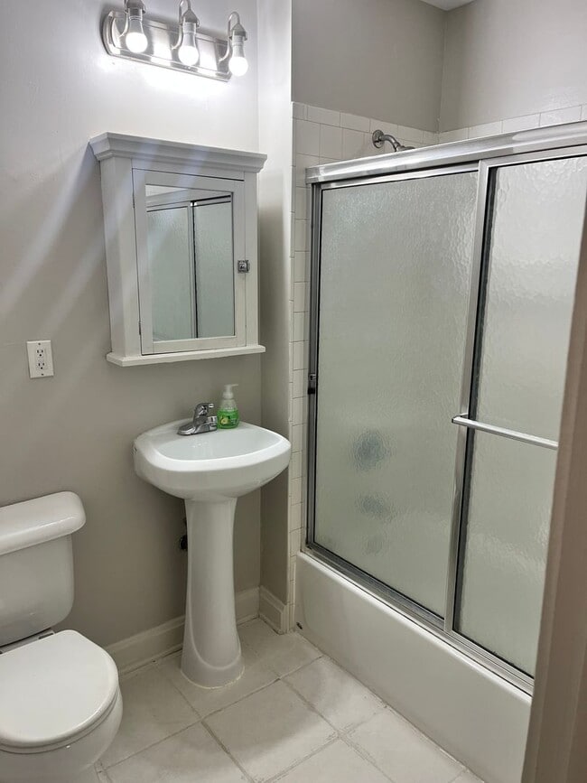 Building Photo - MS E Main Apartments