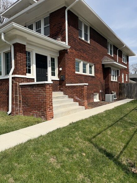 Building Photo - 3827 Central Ave