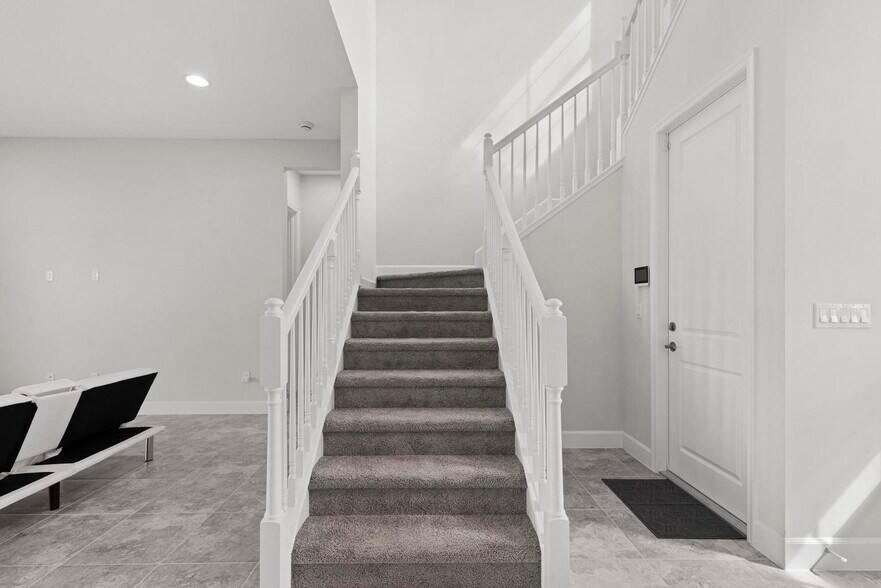 Building Photo - 13548 Spruce Pine Dr