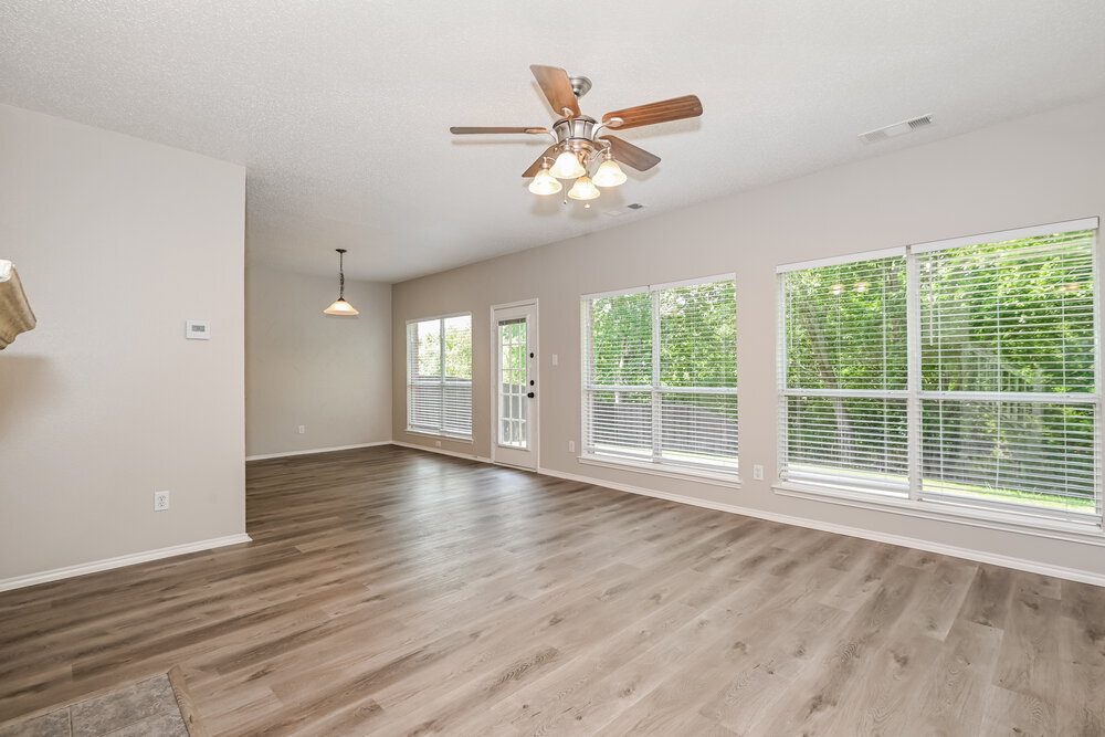 Building Photo - 5717 San Marino Dr