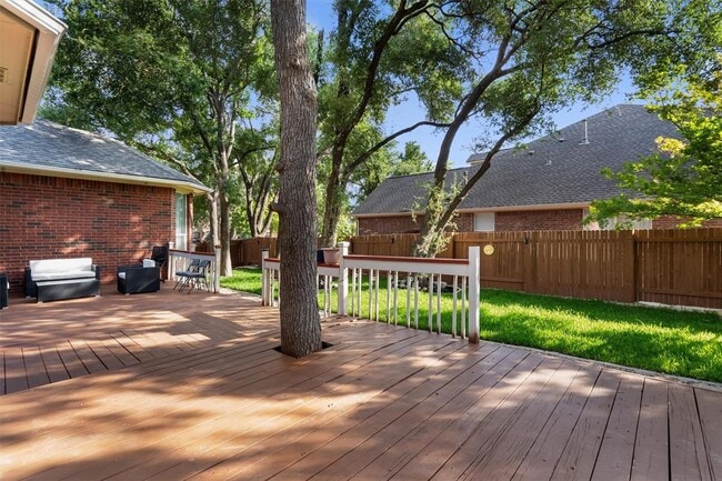 Building Photo - 1706 Buttercup Creek Blvd