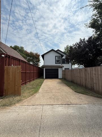 Building Photo - 2203 Chatham Square Ct