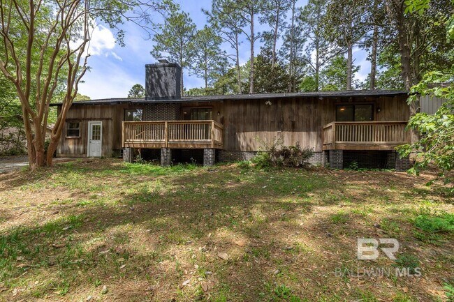 Building Photo - 607 Spanish Main