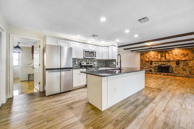 Building Photo - 8385 NW 14th St