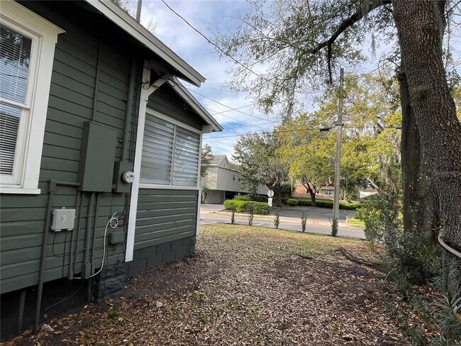 Building Photo - 412 Briercliff Dr