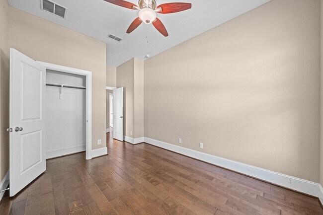 Building Photo - 2907 Jadestone Ln