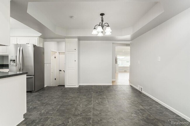 Building Photo - 13103 Iowa Dr